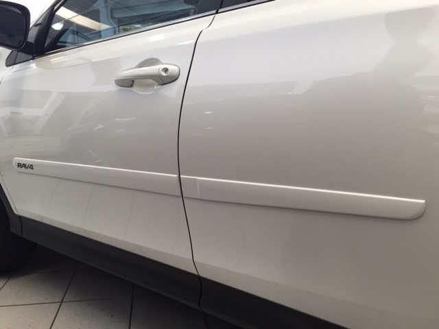   Friso Lateral Personalizado Rav4 - Linha Premium