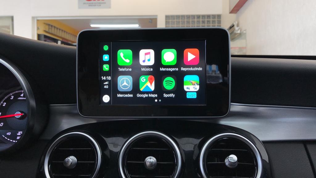 Mercedes Serie G - Apple CarPlay 