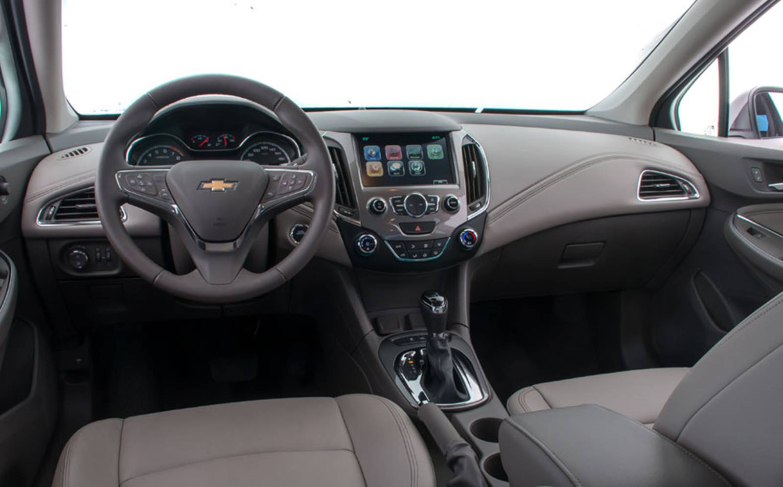 Cruze LT - Central Pioneer CarPlay e Android Auto 