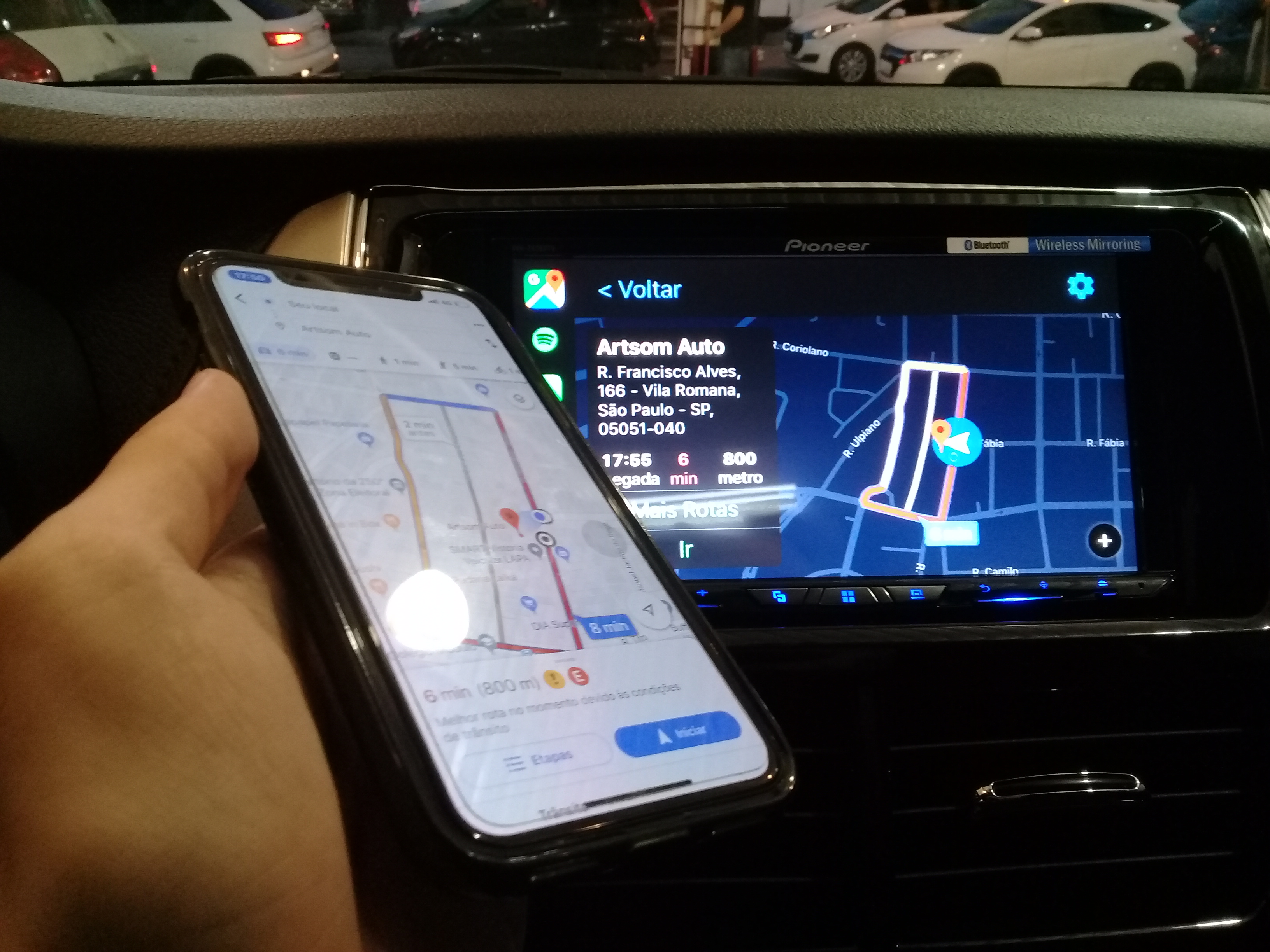 Yaris XLS - Central Pioneer CarPlay