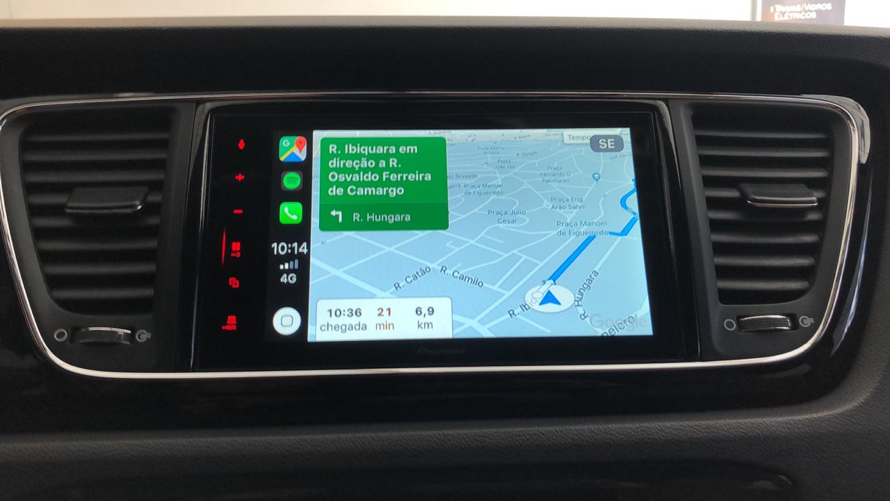 Carnival Central Pioneer 8” CarPlay e Android Auto 