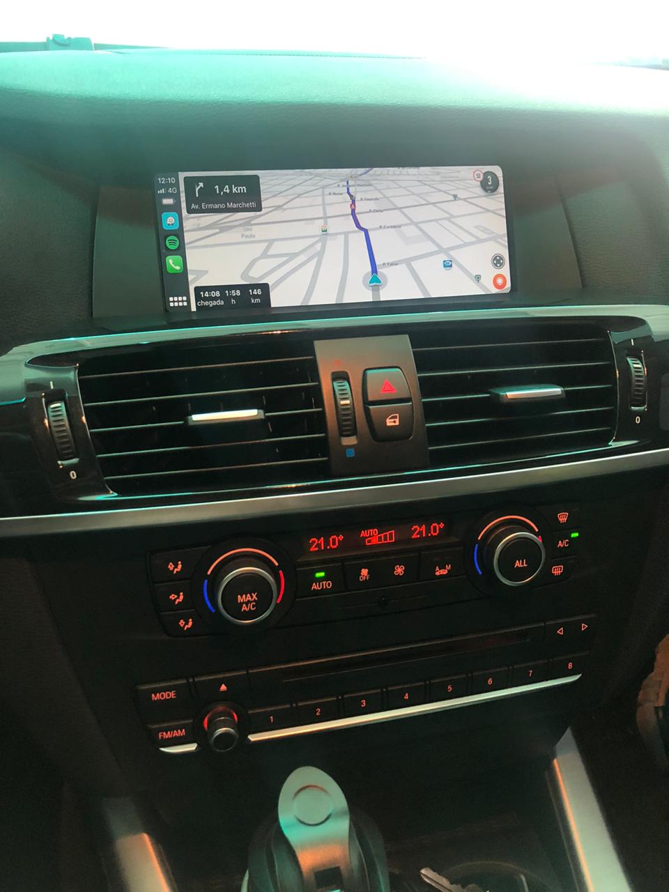 BMW X3 - Apple CarPlay 