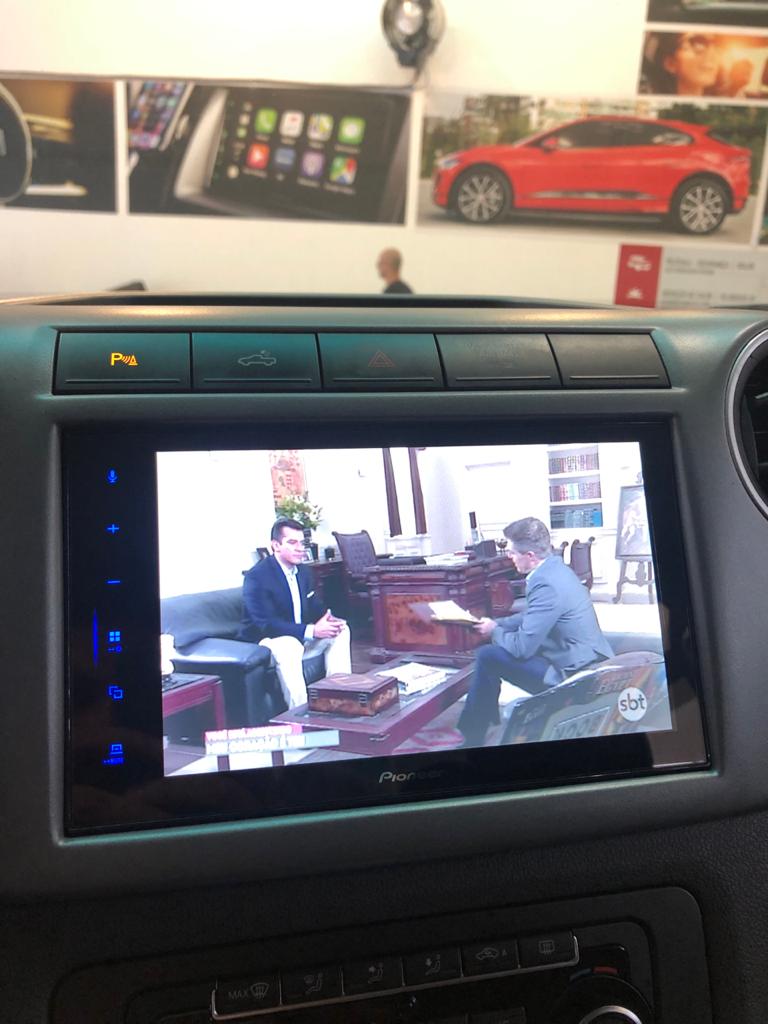 Amarok - Pioneer 8" CarPlay e Android Auto 